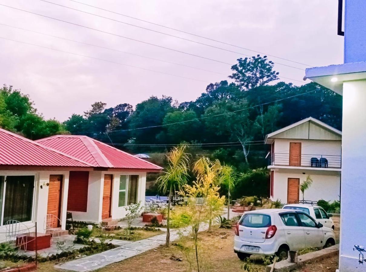 Resort The Himalayan Odyssey And Cottages Dharamshala Esterno foto