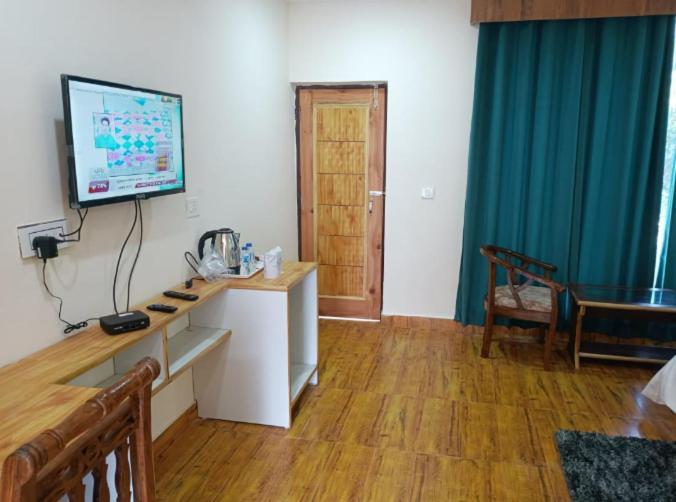 Resort The Himalayan Odyssey And Cottages Dharamshala Esterno foto