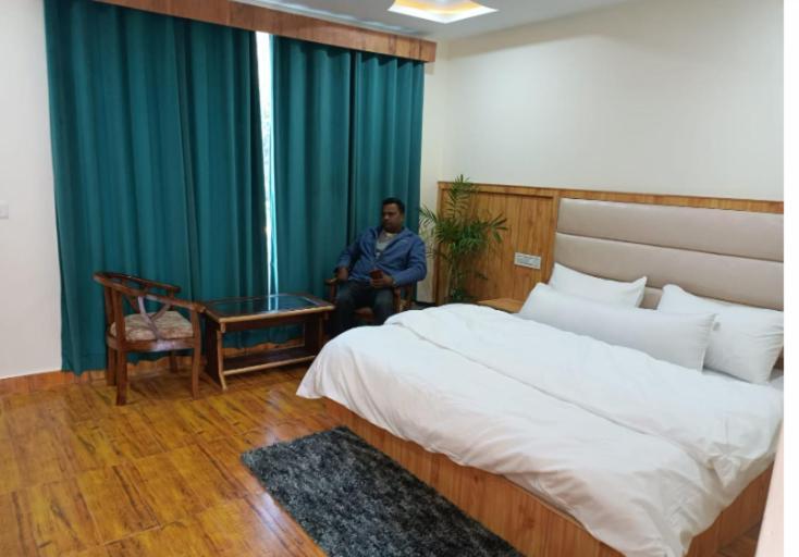 Resort The Himalayan Odyssey And Cottages Dharamshala Esterno foto